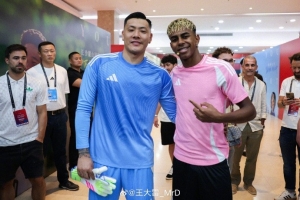 王大雷:开心能参与到校园足球高中联赛总决赛